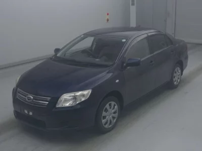 Toyota COROLLA AXIO  с аукциона в Японии