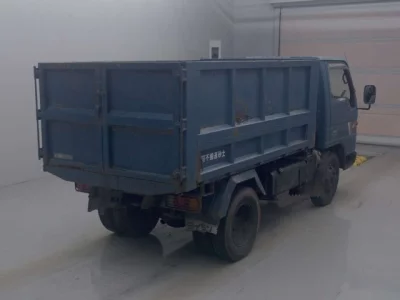 Mazda TITAN  с аукциона в Японии