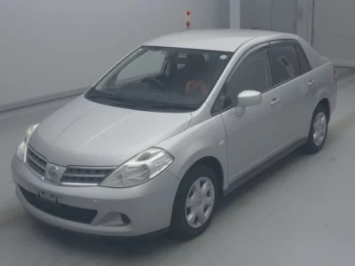 Nissan Tiida Latio