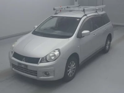 Mitsubishi LANCER VAN