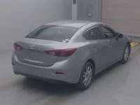 Mazda AXELA лот № 30041 оценка 3.5  с аукциона в Японии 1