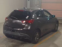 Mazda DEMIO лот № 30015 оценка 4  с аукциона в Японии 1