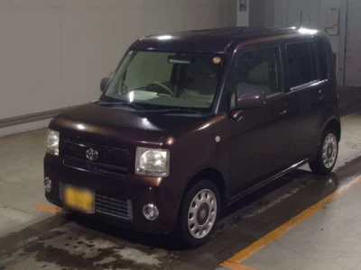 Toyota Pixis Space