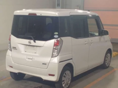 Nissan DAYZ ROOX  с аукциона в Японии