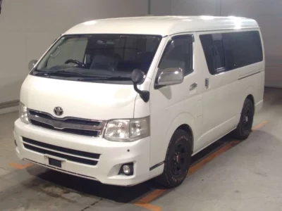 Toyota HIACE VAN  с аукциона в Японии