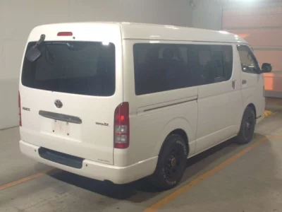 Toyota HIACE VAN  с аукциона в Японии
