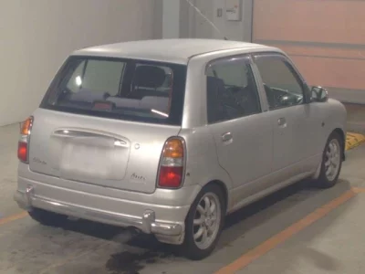 Daihatsu MIRA