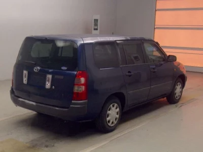 Toyota SUCCEED  с аукциона в Японии