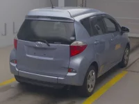 Toyota RACTIS лот № 4055 оценка RA  с аукциона в Японии 1