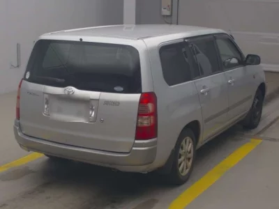 Toyota SUCCEED  с аукциона в Японии