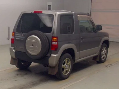 Mitsubishi PAJERO MINI