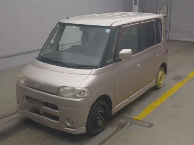 Daihatsu TANTO  с аукциона в Японии