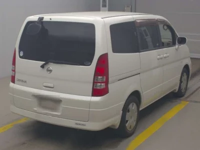 Nissan SERENA  с аукциона в Японии
