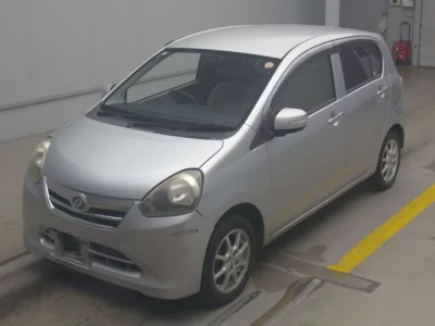 Daihatsu MIRA E S  с аукциона в Японии