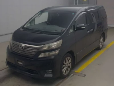 Toyota VELLFIRE  с аукциона в Японии