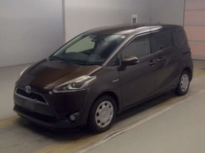 Toyota SIENTA  с аукциона в Японии