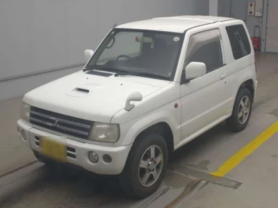 Mitsubishi PAJERO MINI