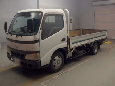 Toyota DYNA  с аукциона в Японии