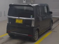 Honda N BOX лот № 3090 оценка 4  с аукциона в Японии 1