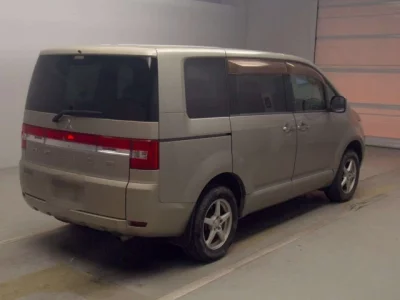Mitsubishi DELICA D5  с аукциона в Японии