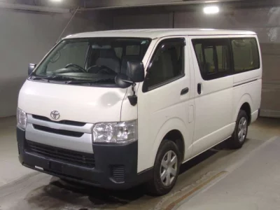 Toyota HiAce Van