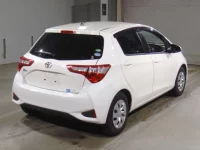 Toyota VITZ лот № 2283 оценка 4  с аукциона в Японии 1