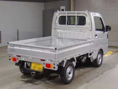 Nissan CLIPPER TRUCK