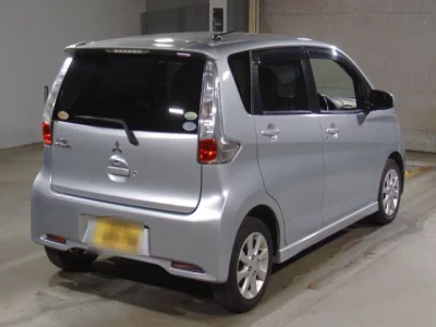 Mitsubishi EK CUSTOM