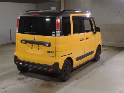 Suzuki Spacia Gear