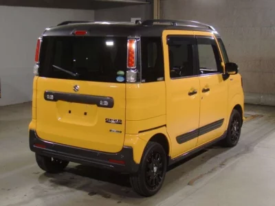 Suzuki Spacia Gear