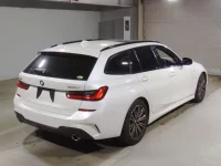 BMW 3-Series лот № 5031 оценка 4  с аукциона в Японии 1