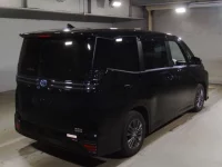 Toyota VOXY лот № 2220 оценка 4  с аукциона в Японии 1