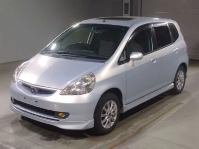 Honda FIT  с аукциона в Японии