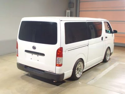 Toyota HiAce Van