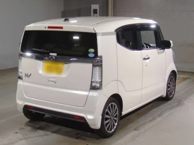 Honda N-Box Slash