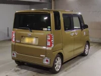 Toyota PIXIS MEGA лот № 3705 оценка 4  с аукциона в Японии 1