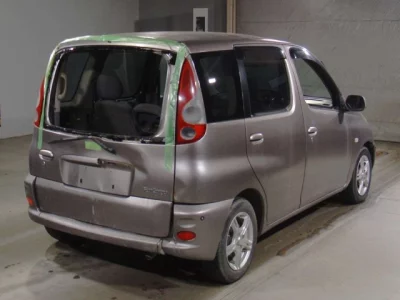 Toyota FUNCARGO  с аукциона в Японии