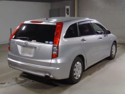 Honda STREAM  с аукциона в Японии