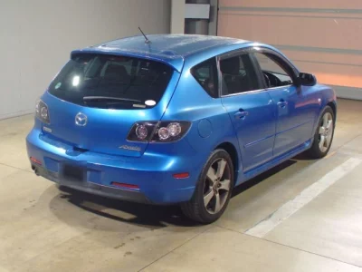 Mazda AXELA  с аукциона в Японии
