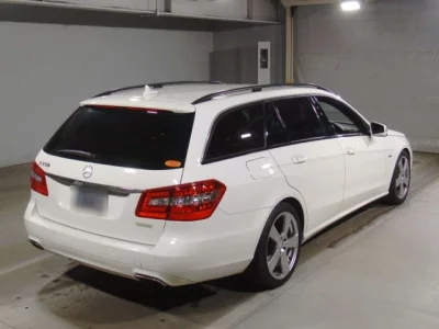 Mercedes-Benz E CLASS WAGON