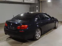 BMW 5-Series лот № 5082 оценка 4  с аукциона в Японии 1