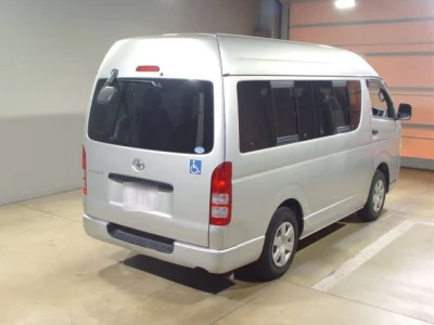 Toyota REGIUS ACE VAN