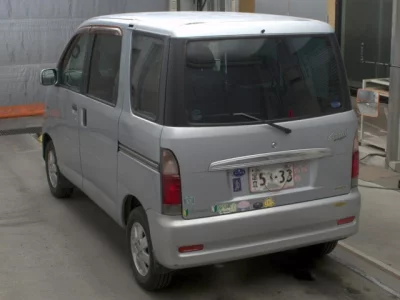 Daihatsu Atrai Wagon  с аукциона в Японии