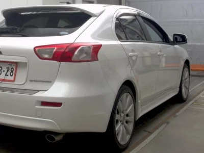 Mitsubishi GALANT FORTIS