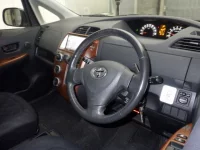 Toyota RACTIS лот № 2120 оценка 4  с аукциона в Японии 2