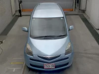 Toyota RACTIS лот № 2120 оценка 4  с аукциона в Японии 5