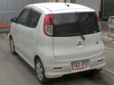 Suzuki MRWAGON