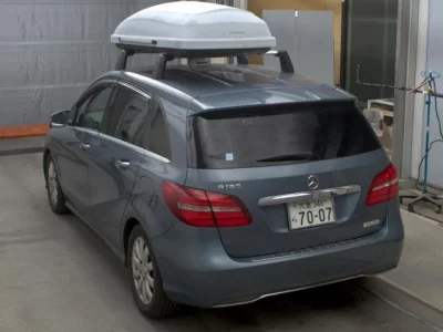 Mercedes-Benz B CLASS