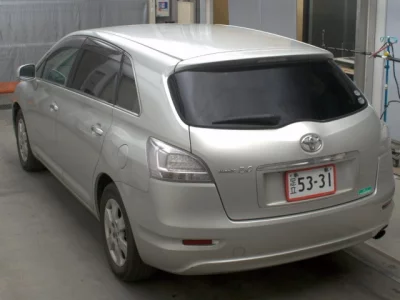 Toyota Mark X Zio