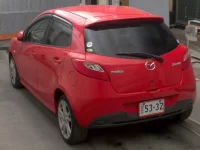 Mazda DEMIO лот № 4075 оценка 4  с аукциона в Японии 1